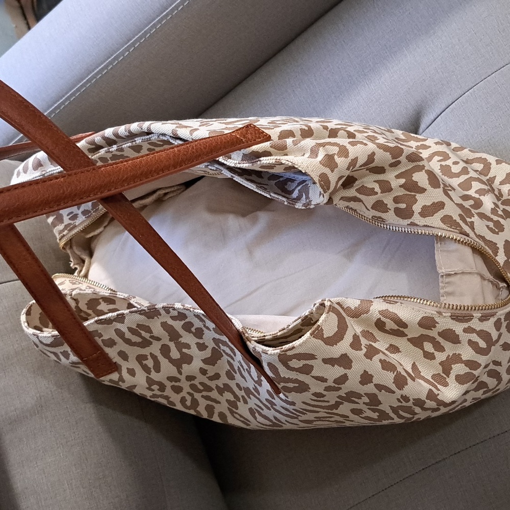 Antik Kraft Canvas Vegan Leather HUGE Animal Print Tote Purse - Picture 5 of 15